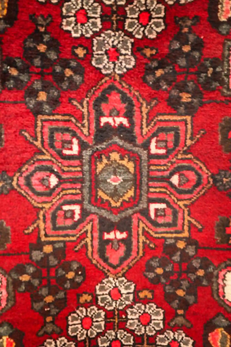 4′ x 10′ Red Fine Hand-Knotted Persian Hamadan Runner – Traditional Wool - 3 4′ x 10′ Red Fine Hand-Knotted Persian Hamadan Runner – Traditional Wool
