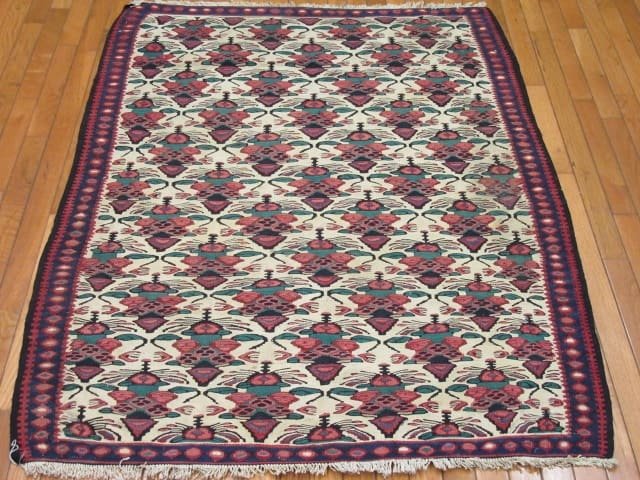 4′ x 5′ Persia Ivory Red Seneh Kilim Rug Traditional Flatwoven Wool