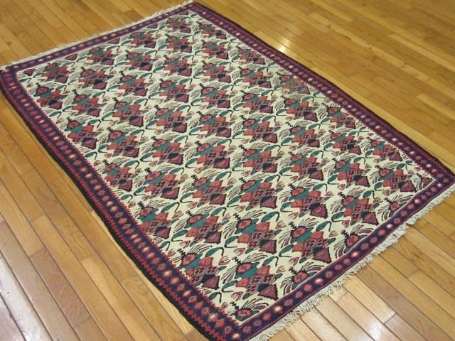 4′ x 5′ Persia Ivory Red Seneh Kilim Rug Traditional Flatwoven Wool