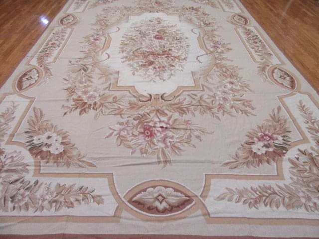 12′ x 19′ Chinese Ivory Floral Needlepoint Rug – Traditional Wool