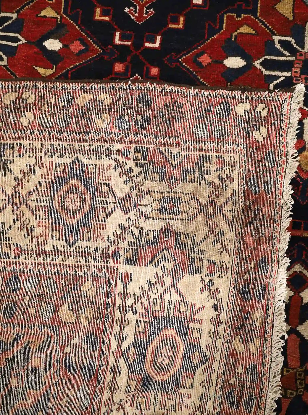 10′ x 13′ Red Fine Hand-Knotted Persian Bakhtiari Rug – Traditional Wool - 8 10′ x 13′ Red Fine Hand-Knotted Persian Bakhtiari Rug – Traditional Wool