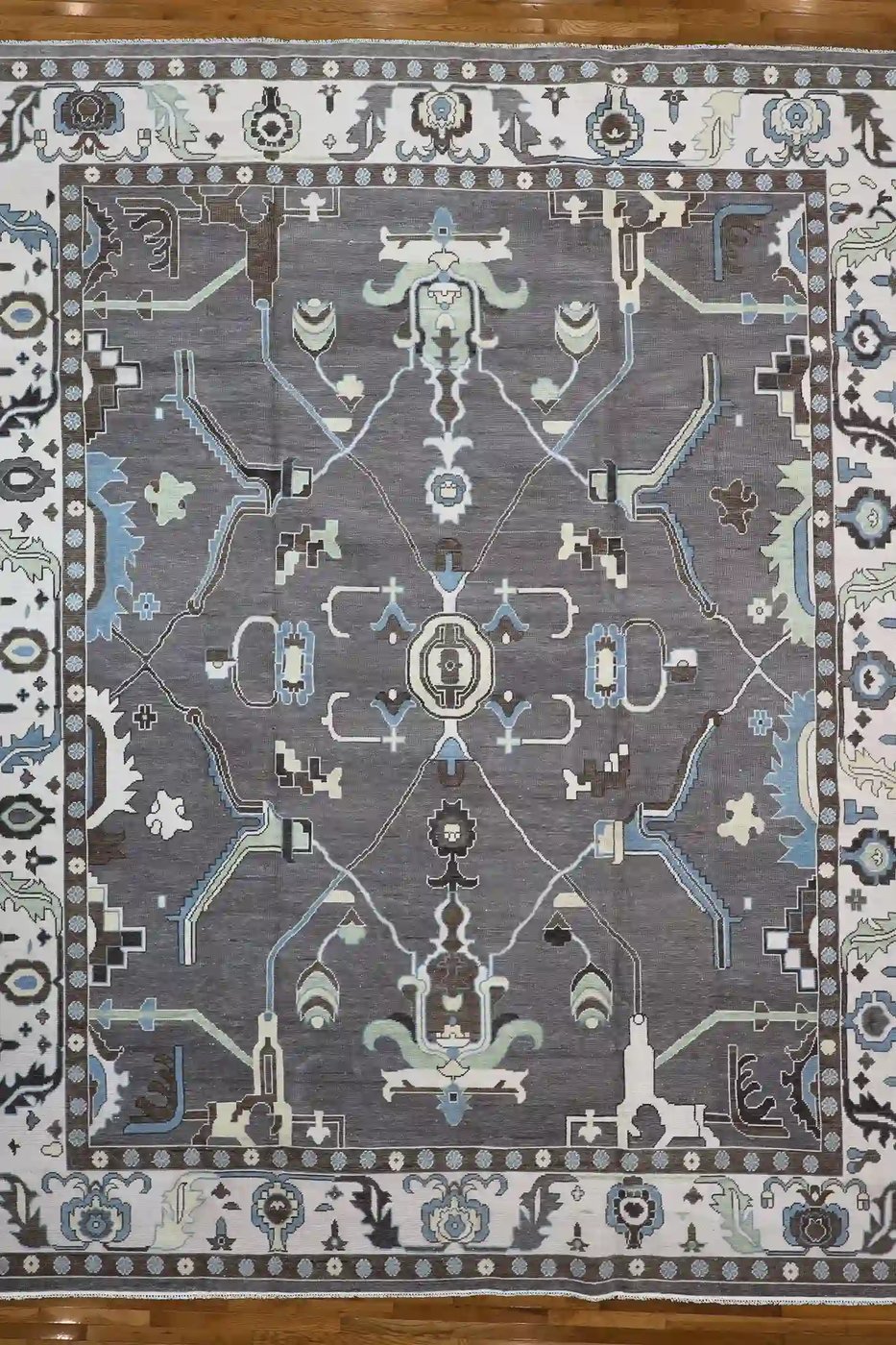 12′ x 15′ Gray Fine Hand-Knotted Indian Oushak Rug – Traditional Wool
