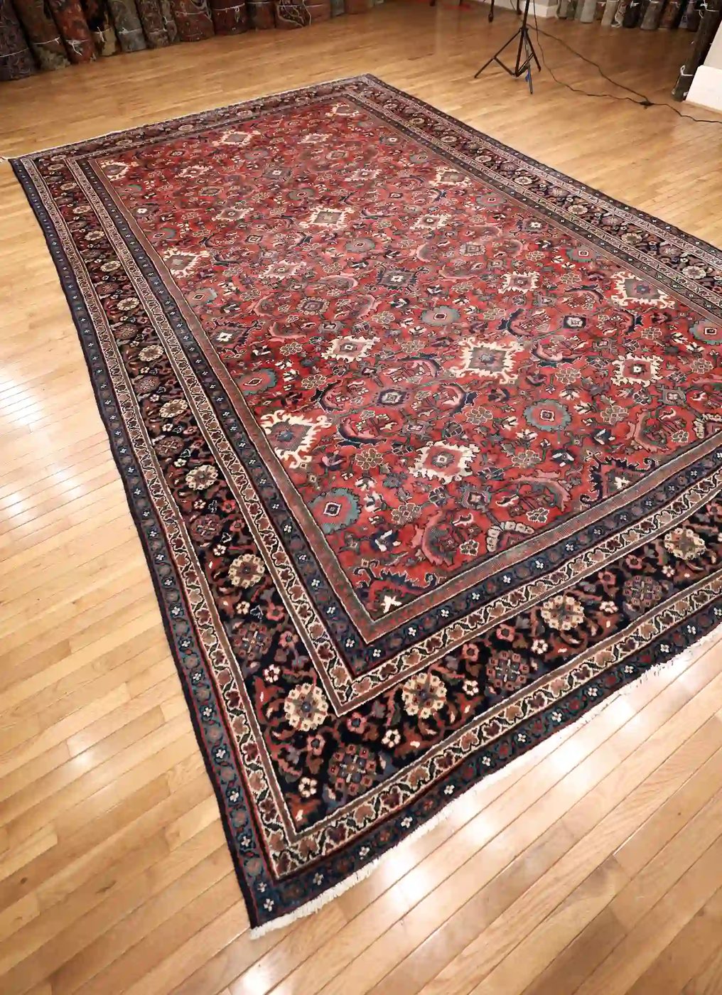 11′ x 17′ Red Fine Hand-Knotted Persian Mahal Rug – Traditional Wool
