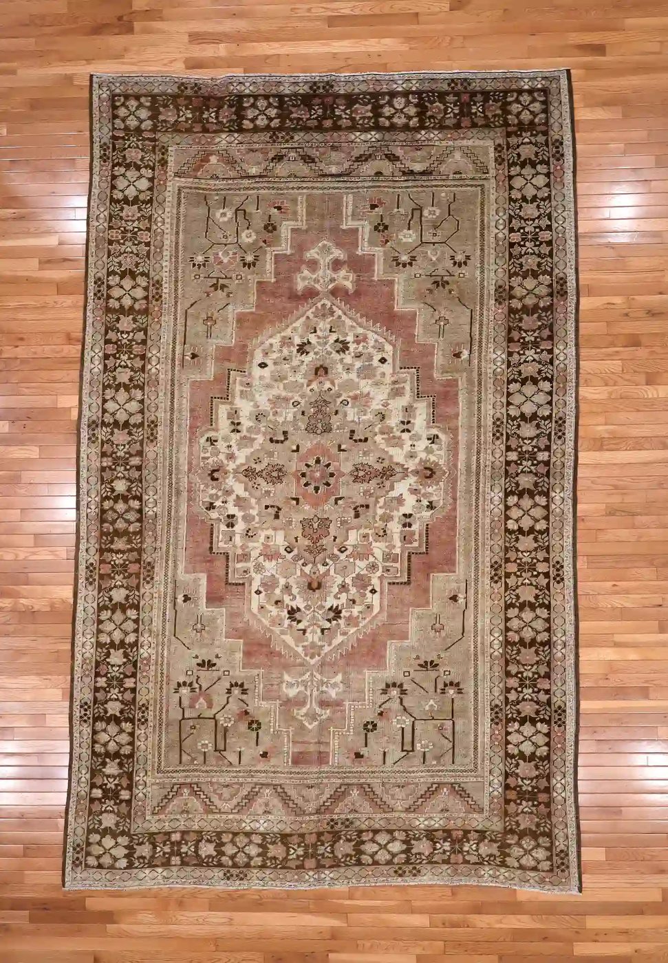 7′ x 12′ Beige Fine Hand-Knotted Turkish Oushak Rug – Vintage Wool