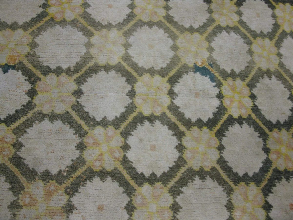 4′ x 7′ Ivory Fine Hand-Knotted Khotan Rug – Traditional Wool