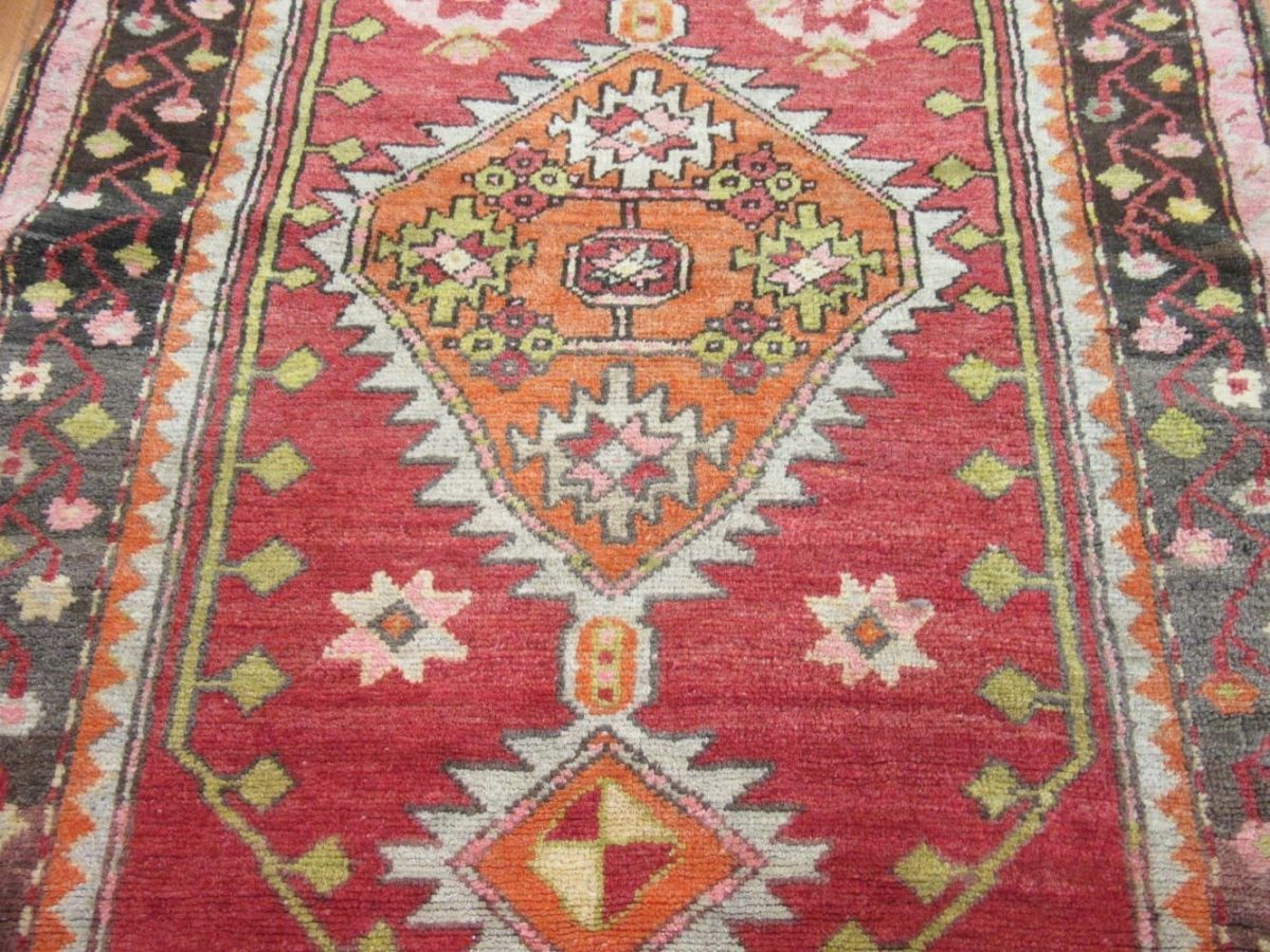 4′ x 9′ Antique Caucasian Red Tribal Rug – Hand-Knotted Wool - 2 4′ x 9′ Antique Caucasian Red Tribal Rug – Hand-Knotted Wool