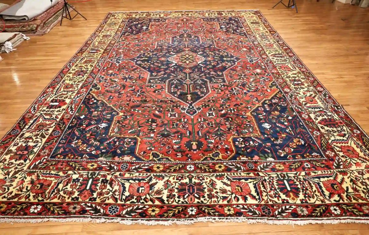 13′ x 17′ Red Fine Hand-Knotted Antique Persian Bakhtiari Rug – Traditional Wool
