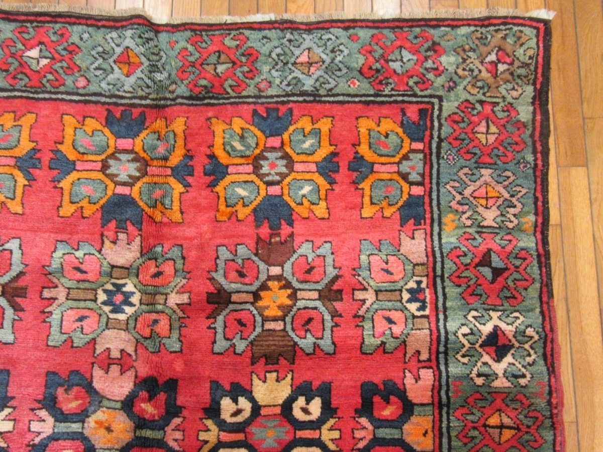 5′ x 9′ Semi Antique Caucasian Rug – Red – Hand Knotted Wool