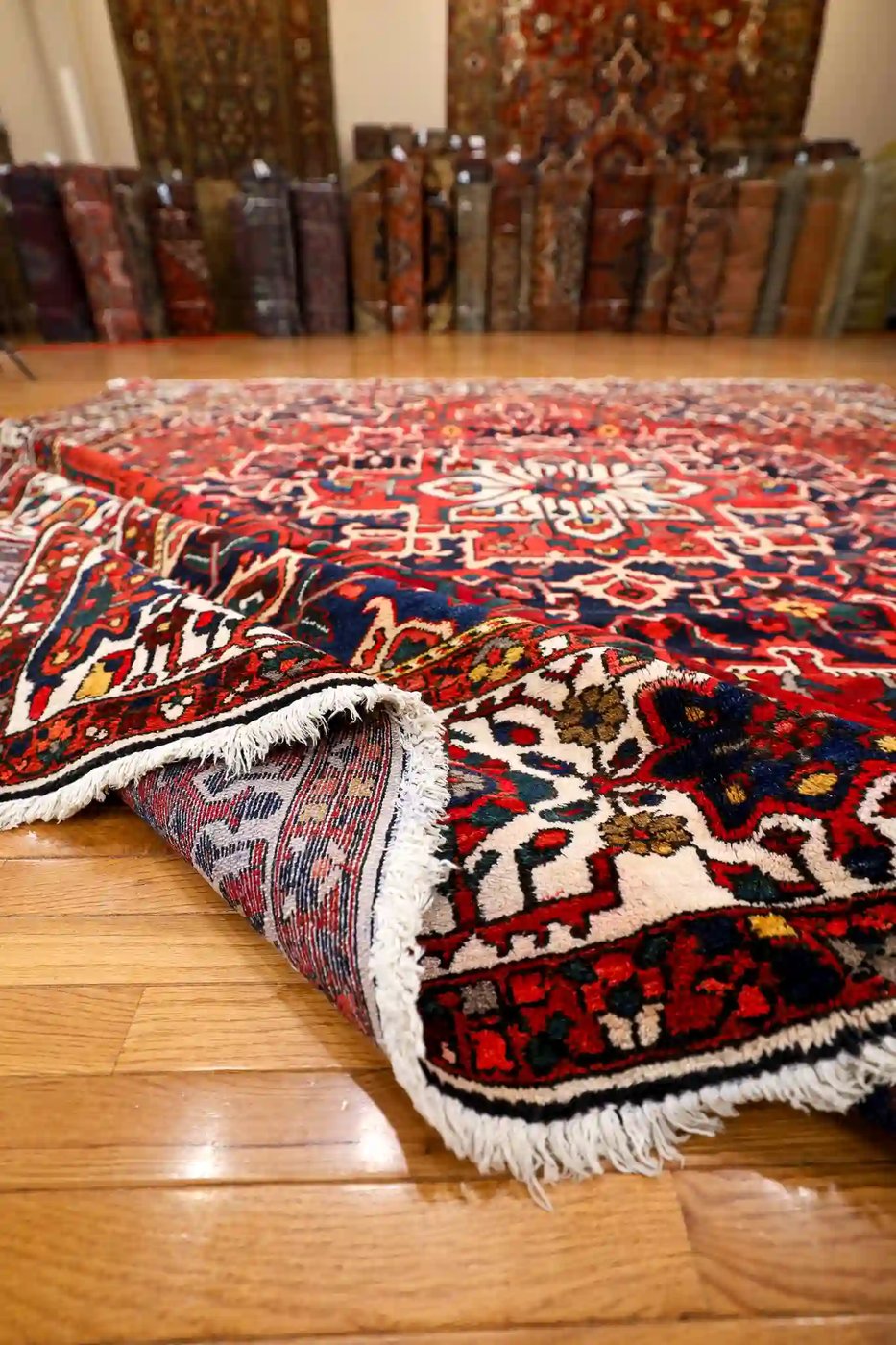 11′ x 12′ Red Fine Hand-Knotted Persian Bakhtiari Rug – Traditional Wool - 4 11′ x 12′ Red Fine Hand-Knotted Persian Bakhtiari Rug – Traditional Wool