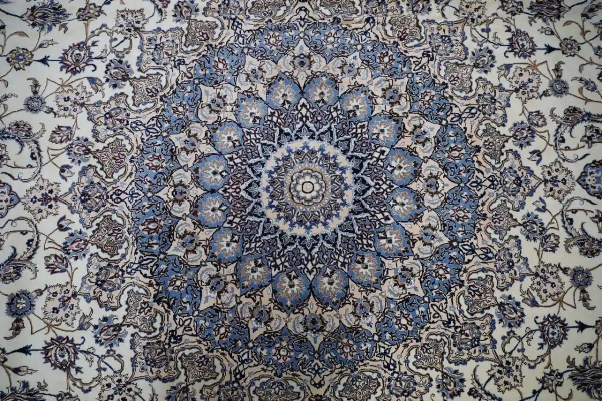 15′ x 26′ Palace Size Ivory and Blue Hand-Knotted Vintage Persian Nain Rug – Premium Wool