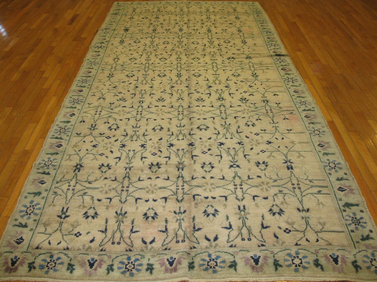 6′ x 12′ Turkish Beige All-Over Rug – Transitional Wool