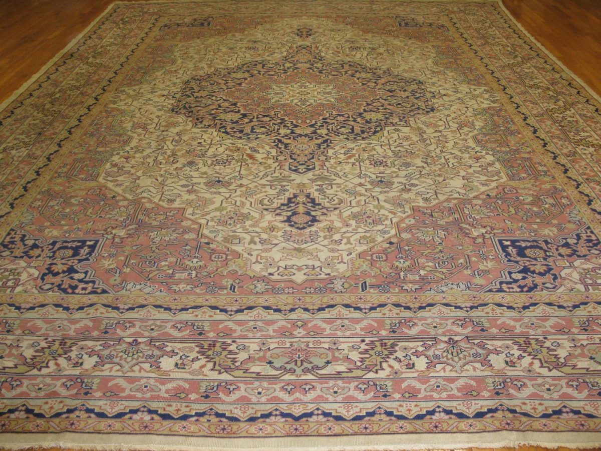 12′ x 17′ Turkish Sivas Beige Floral Medallion Rug – Antique Wool