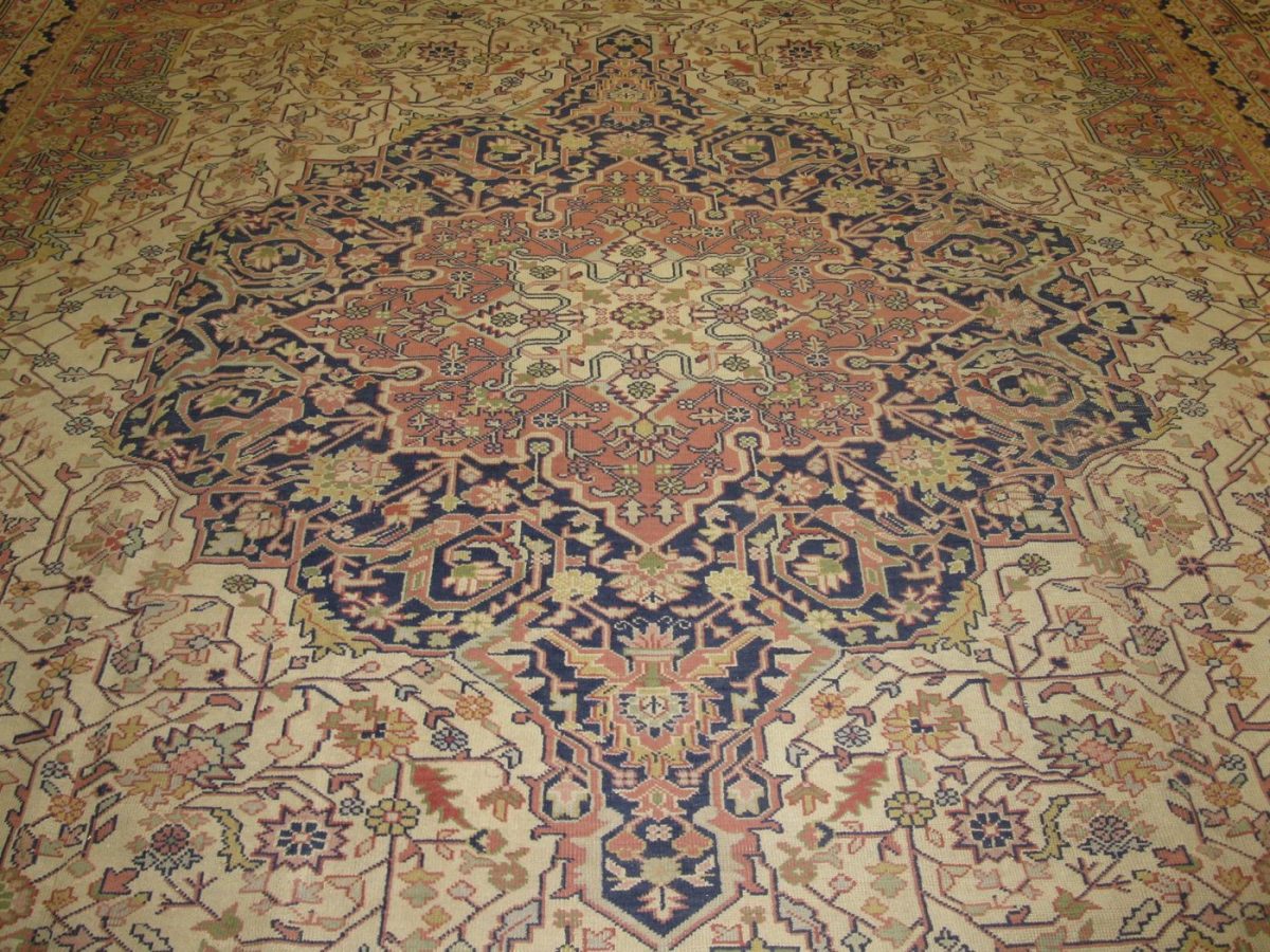 12′ x 17′ Turkish Sivas Beige Floral Medallion Rug – Antique Wool