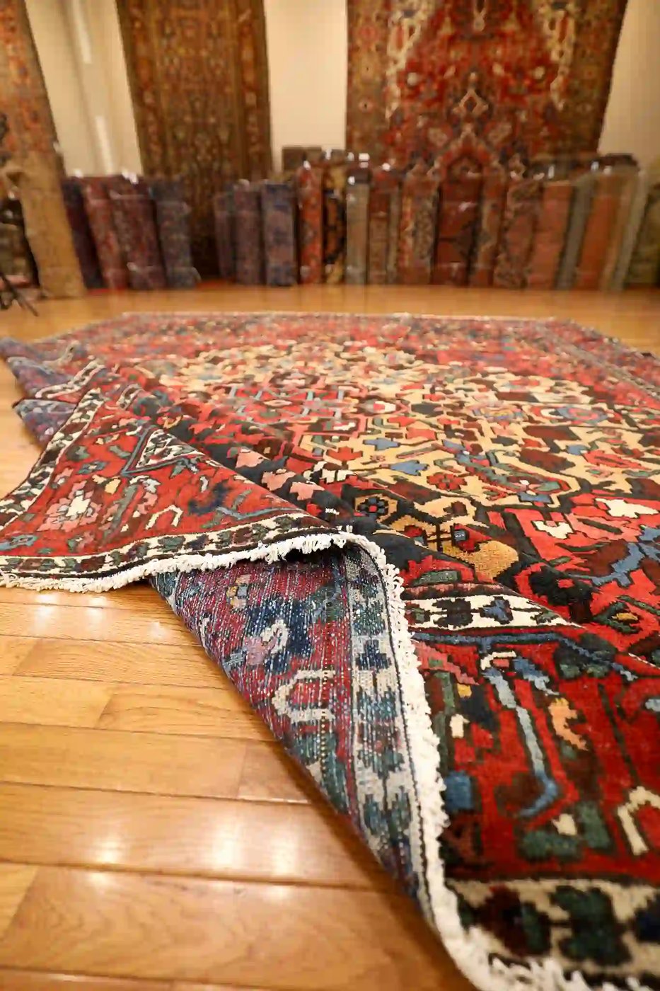 10′ x 14′ Red Fine Hand-Knotted Persian Bakhtiari – Traditional Wool