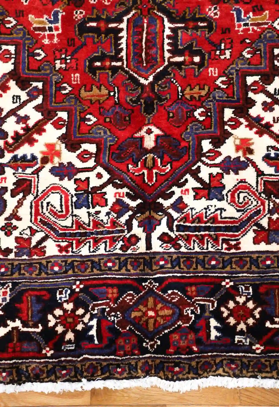 7′ x 10′ Red Fine Hand-Knotted Persian Heriz Rug – Traditional Wool