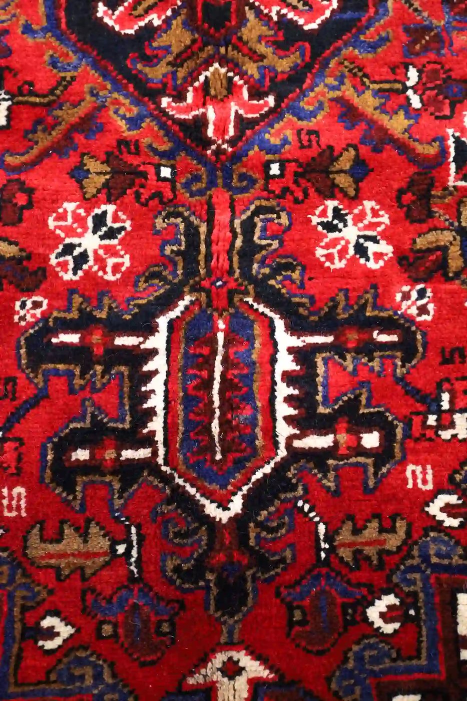 7′ x 10′ Red Fine Hand-Knotted Persian Heriz Rug – Traditional Wool