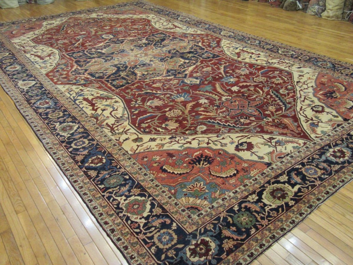 11′ x 19′ Hand-Knotted Persian Heriz Serapi Rug – Rust