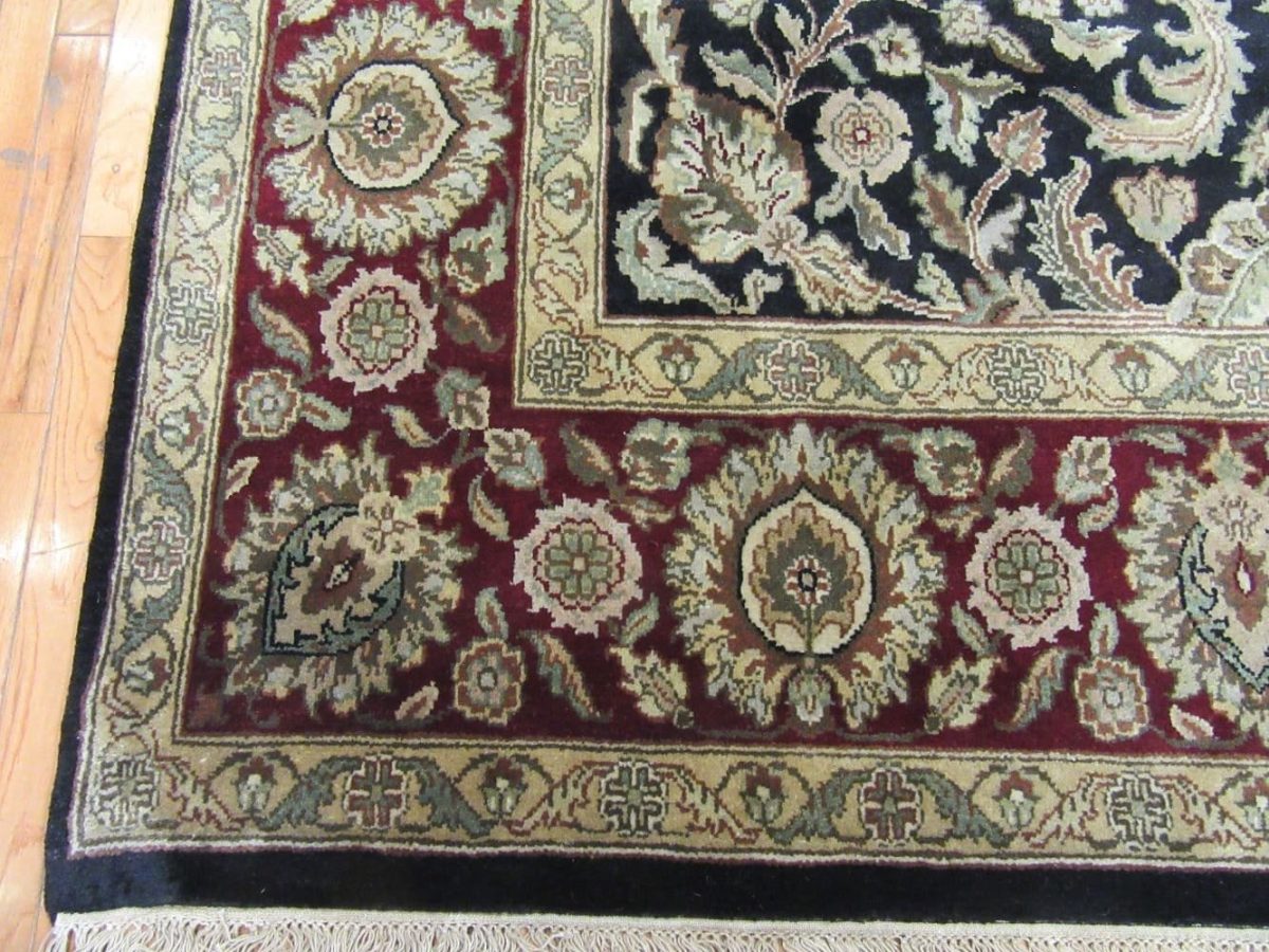 9′ x 12′ Handmade India Oriental Rug – Black & Burgundy