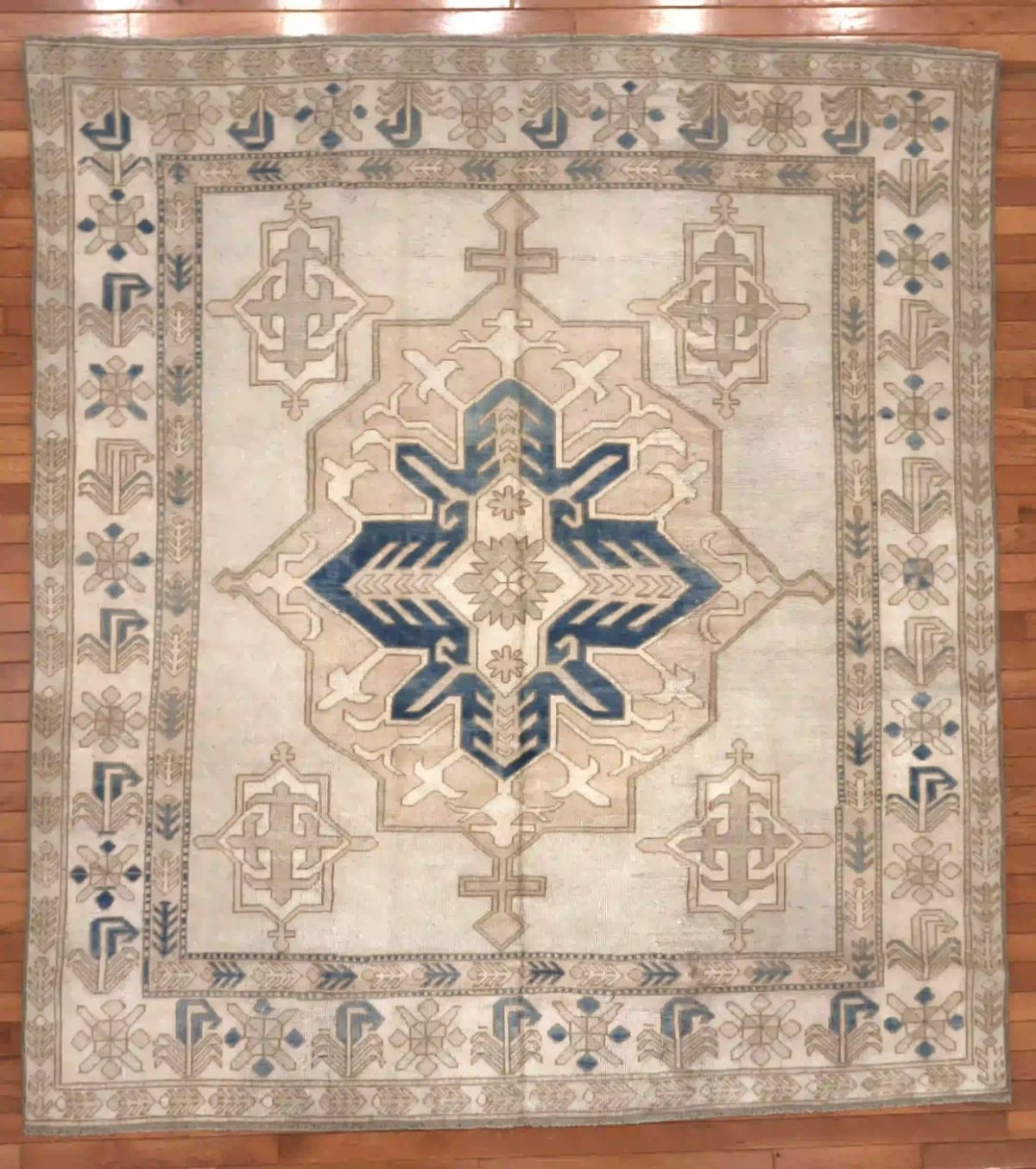 6′ x 7′ Ivory Fine Hand-Knotted Turkish Oushak Rug – Traditional Wool