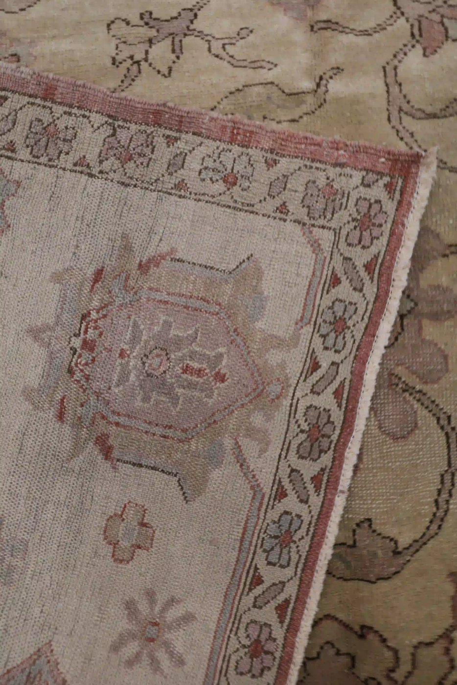 9′ x 12′ Beige Fine Hand-Knotted Egyptian Sultanabad Rug – Traditional Wool