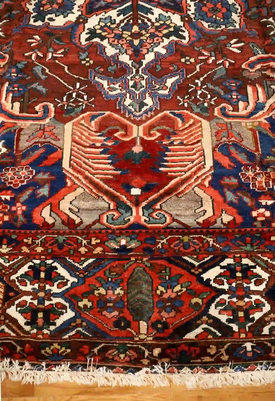 10′ x 11′ Red Fine Hand-Knotted Persian Bakhtiari – Traditional Wool