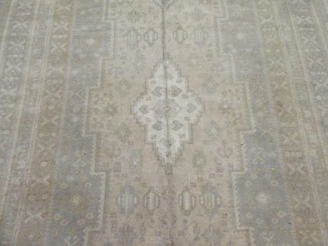 6′ x 12′ Turkish Ivory Blue Vintage Rug Transitional Wool