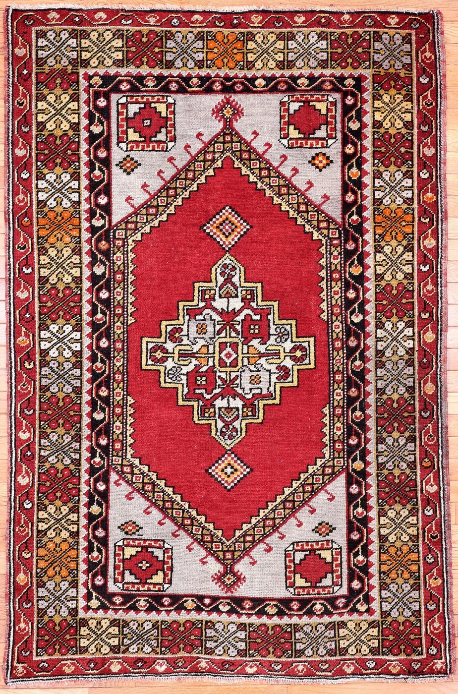 4′ x 6′ Red Fine Hand-Knotted Turkish Oushak Rug – Traditional Wool