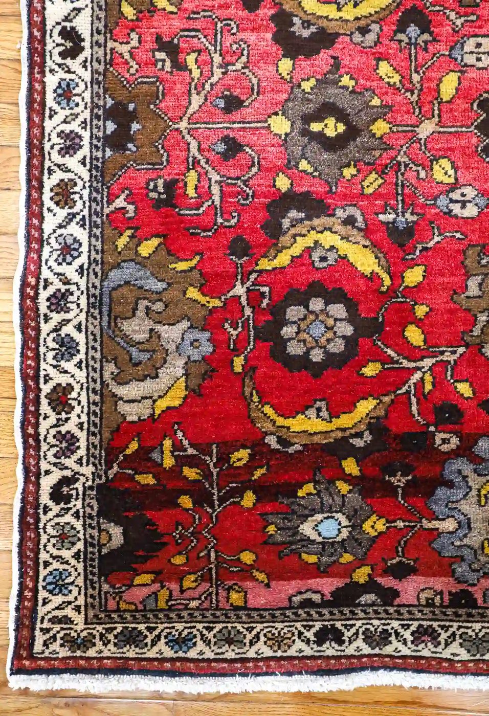 4′ x 9′ Red Hand-Knotted Vintage Turkish Anatolian Rug – Traditional Wool