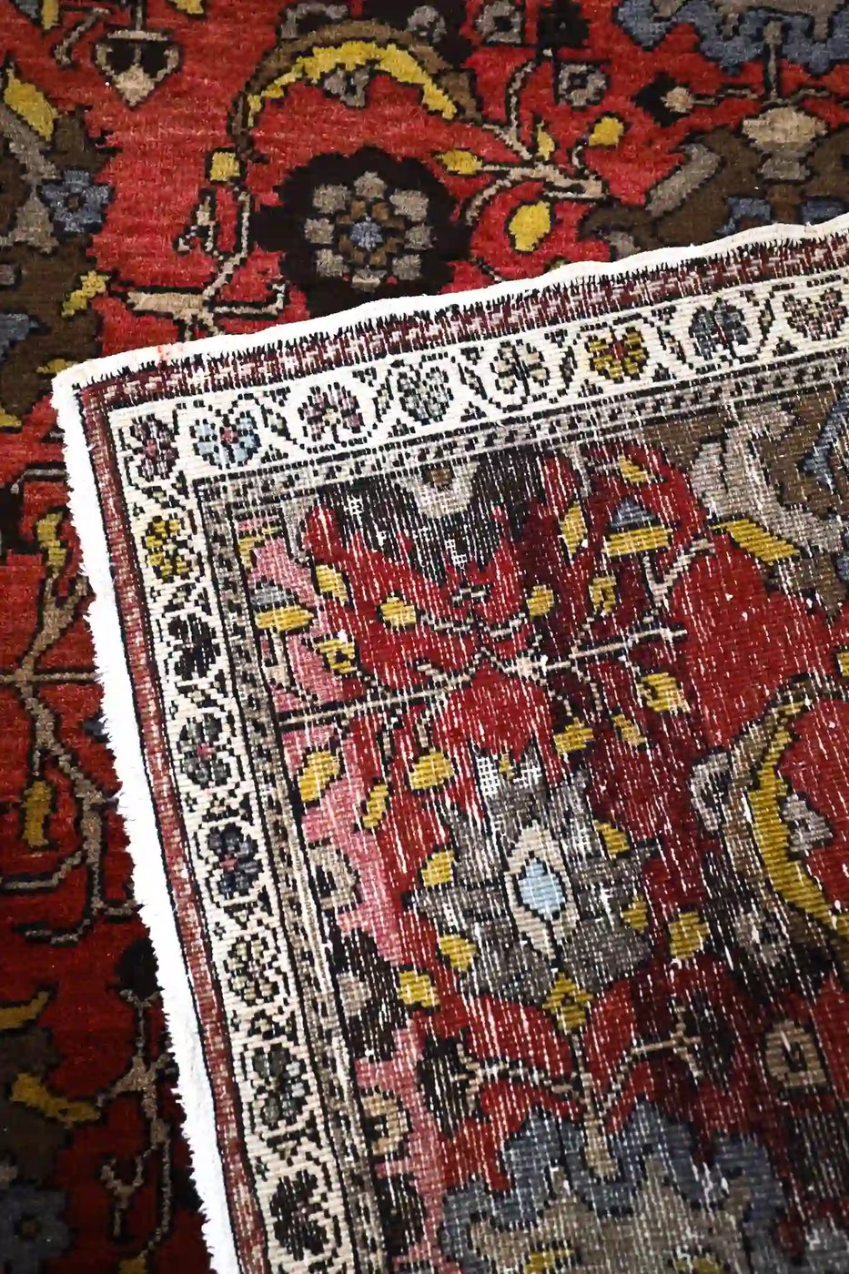 4′ x 9′ Red Hand-Knotted Vintage Turkish Anatolian Rug – Traditional Wool