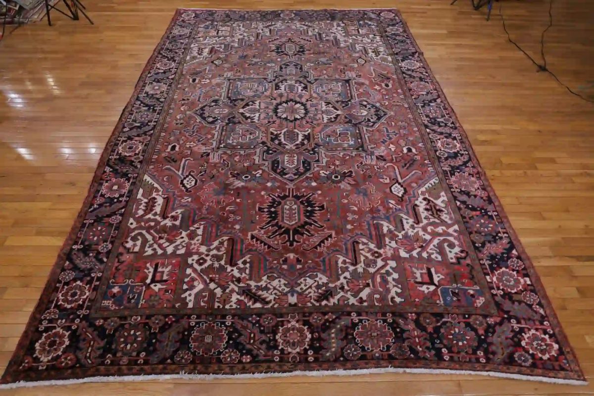 9′ x 12′ Red Fine Hand-Knotted Persian Heriz Rug – Traditional Wool