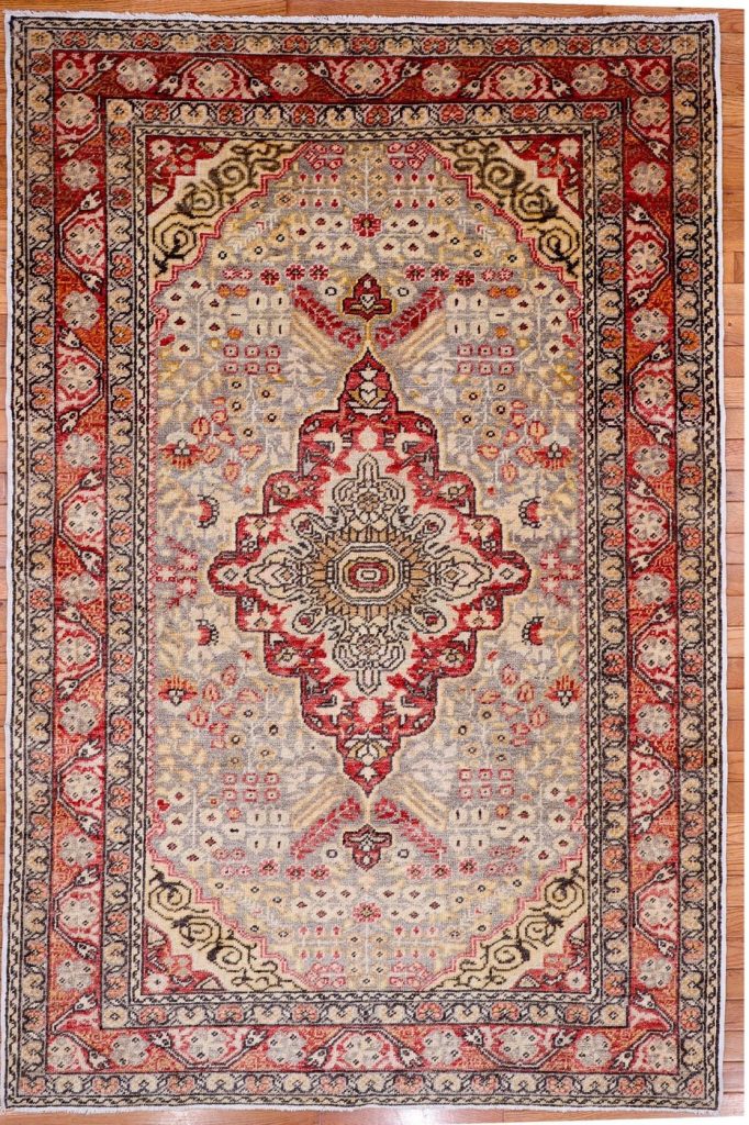 4′ x 7′ Ivory Fine Hand-Knotted Turkish Sivas Rug – Traditional Wool