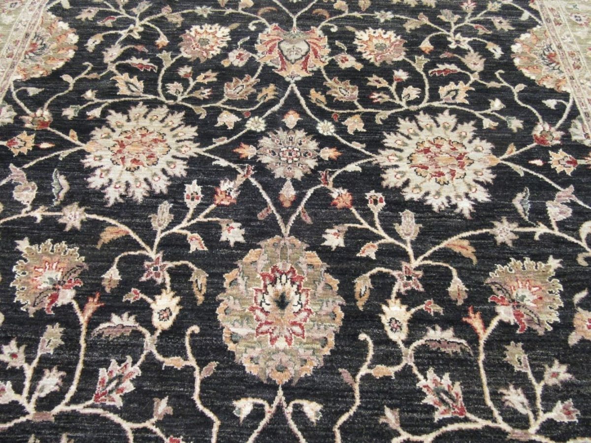 8′ x 11′ Black Fine Hand-Knotted Pakistani Oriental Rug – Transitional Wool