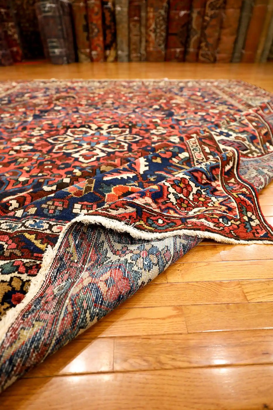 11′ x 14′ Red Fine Hand-Knotted Persian Bakhtiari – Traditional Wool