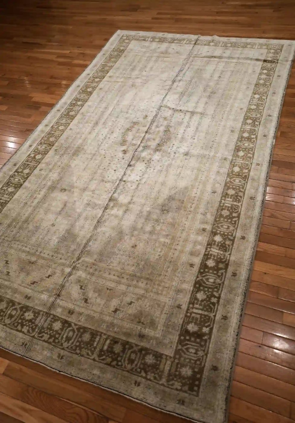 6′ x 10′ Beige Fine Hand-Knotted Turkish Oushak Rug – Vintage Wool
