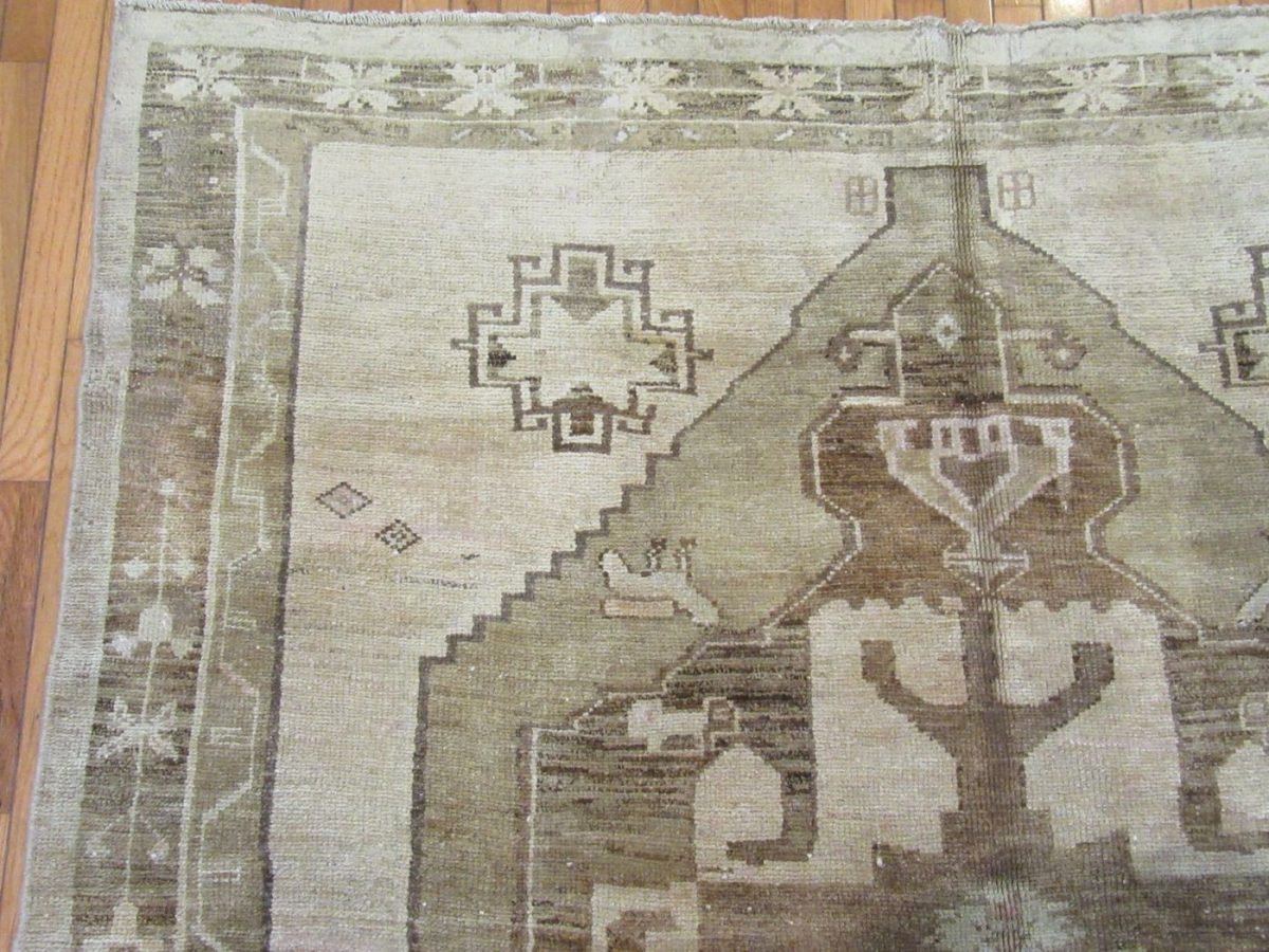 7′ x 14′ Beige Fine Hand-Knotted Turkish Anatolian Rug – Vintage Antique Washed Wool