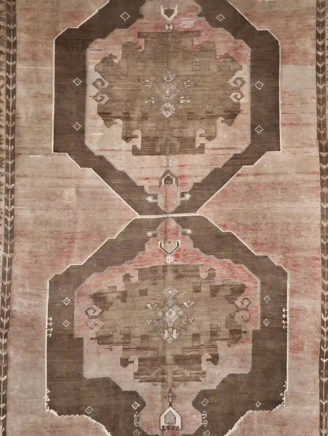 8′ x 12′ Beige Fine Hand-Knotted Turkish Oushak Rug – Vintage Wool