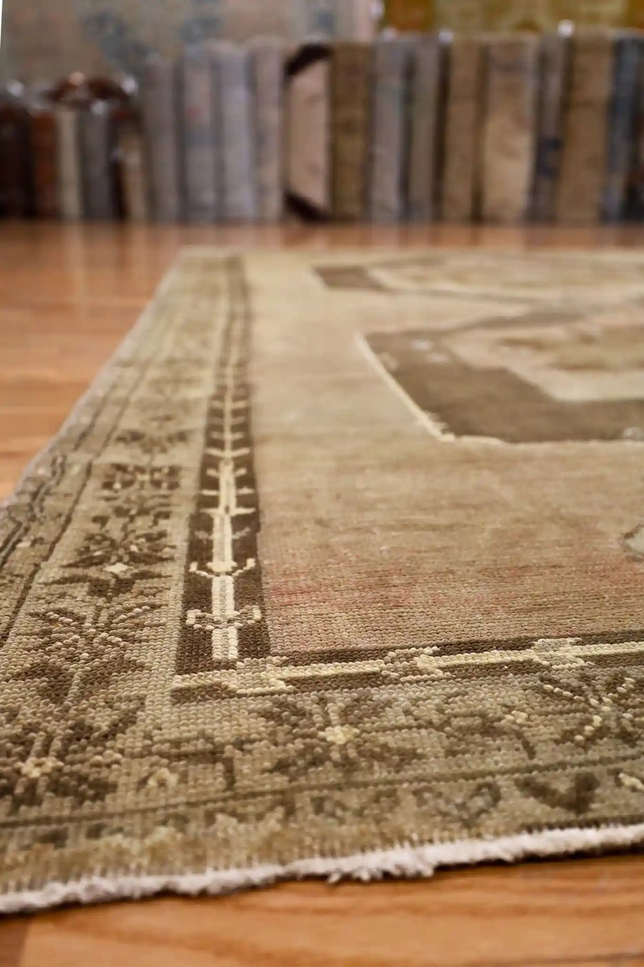8′ x 12′ Beige Fine Hand-Knotted Turkish Oushak Rug – Vintage Wool