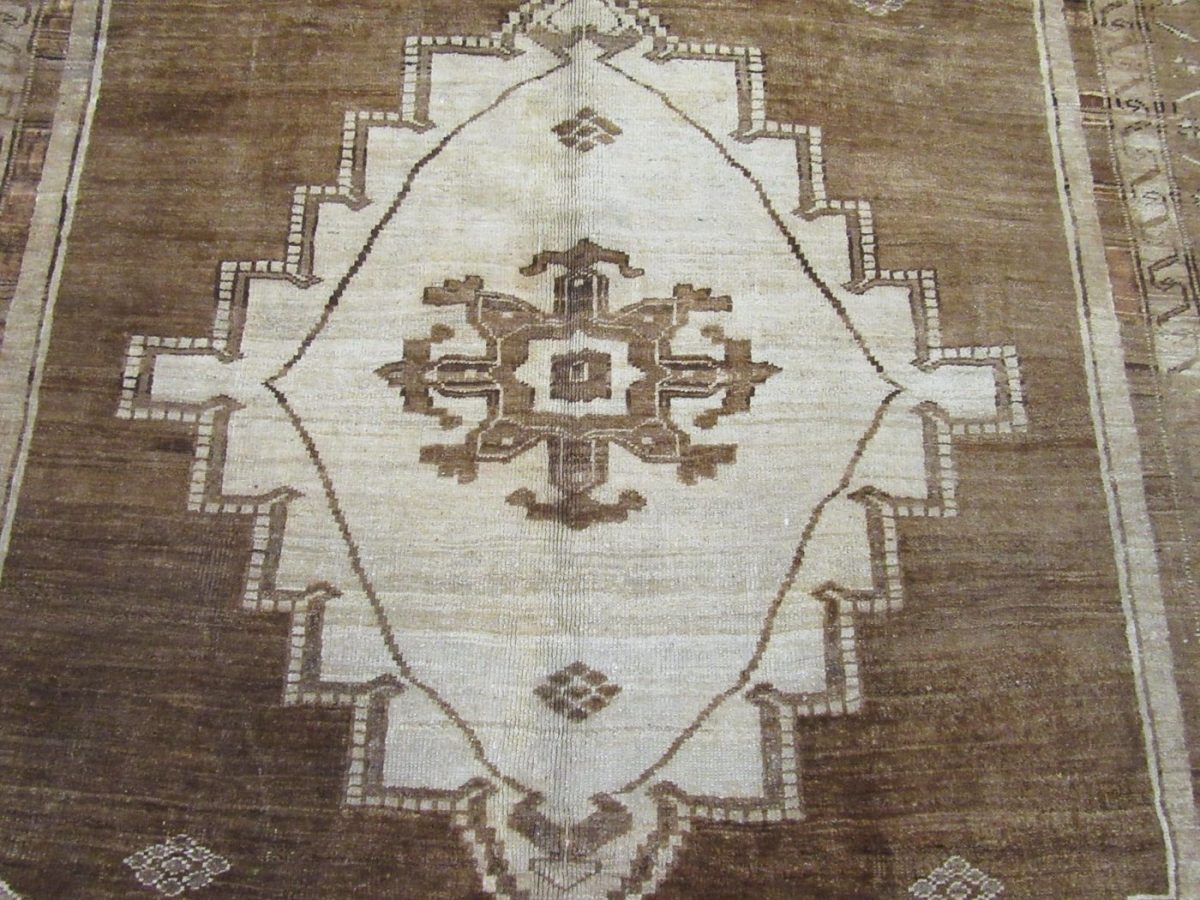 7′ x 10′ Turkish Brown Vintage Rug Transitional Wool