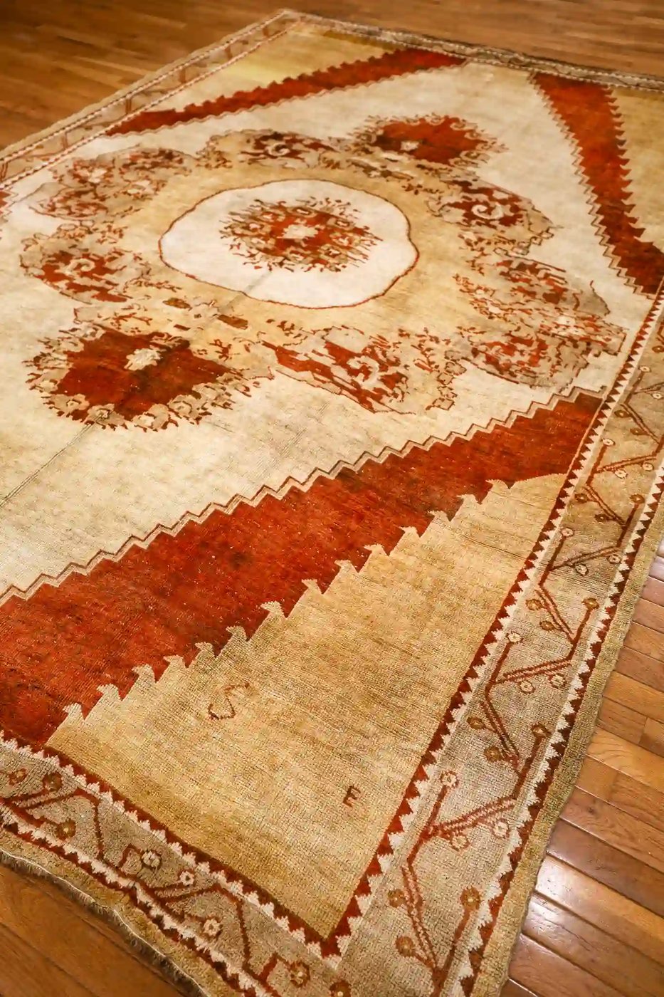 8′ x 11′ Beige Fine Hand-Knotted Turkish Oushak Rug – Vintage Wool
