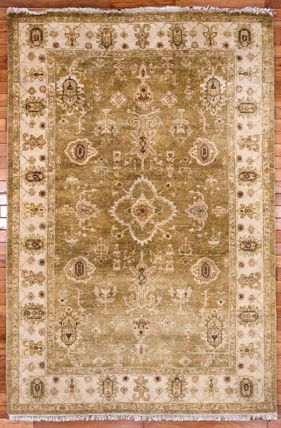 4′ x 6′ Gold Fine Hand-Knotted Indian Agra Rug – Traditional Wool