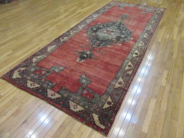 5′ x 12′ Vintage Red Medallion Turkish Oushak Rug – Traditional Wool