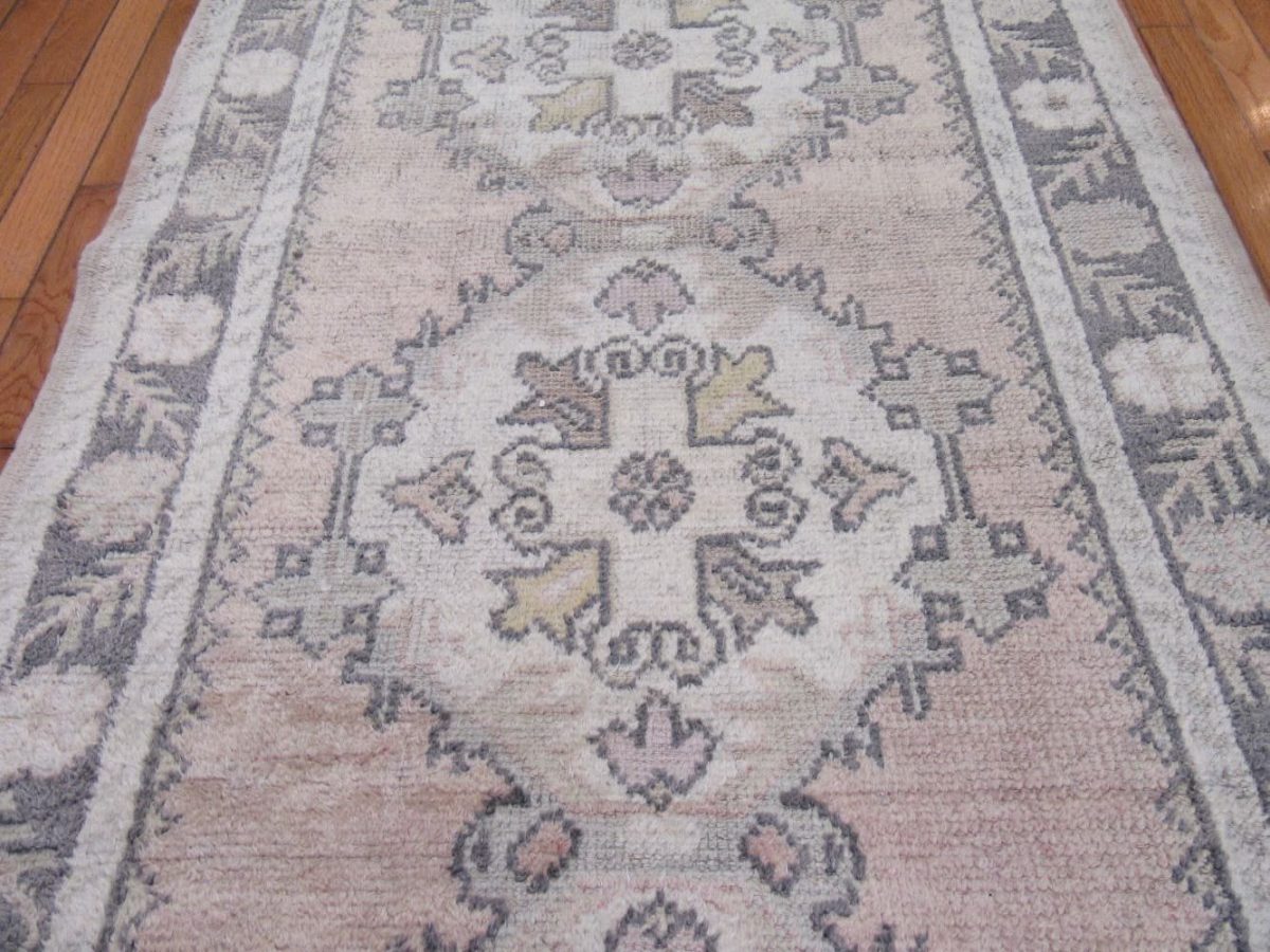 3′ x 10′ Vintage Turkish Oushak Ivory Gray Medallion Runner Rug – Transitional Wool