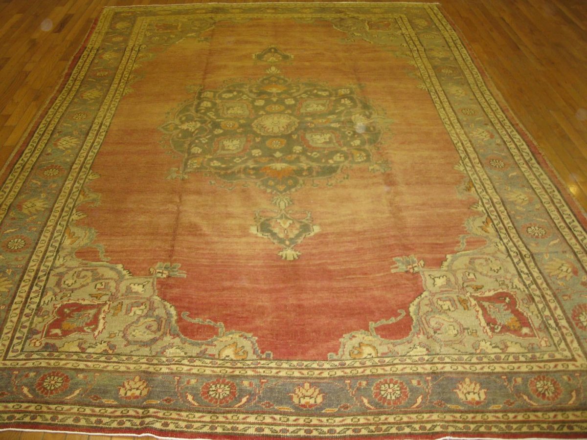 7′ x 10′ Turkish Antique-Washed Rust Medallion Rug – Semi-Antique Hand-Knotted Wool