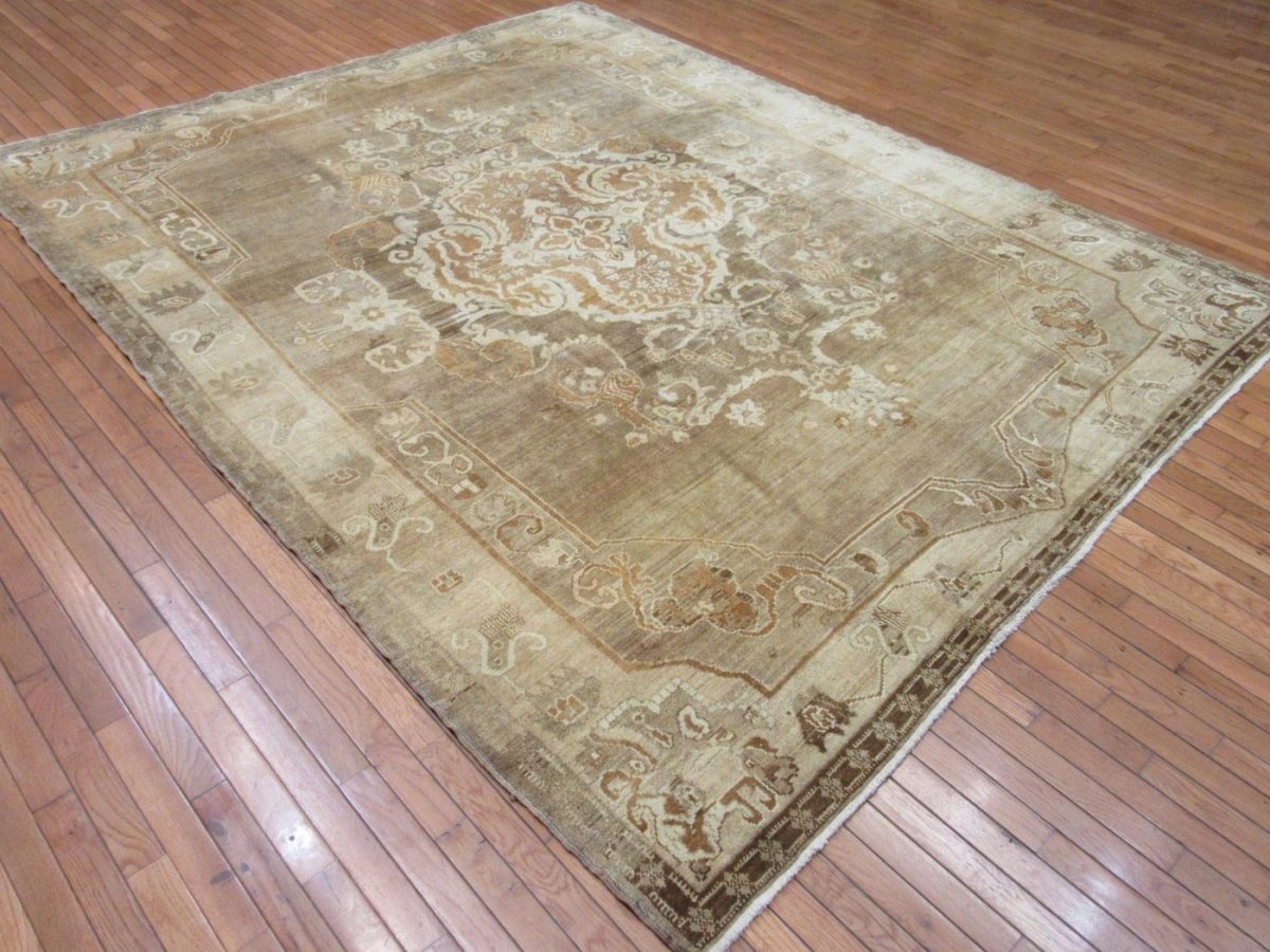8′ x 10′ Beige Fine Hand-Knotted Turkish Rug – Transitional Wool