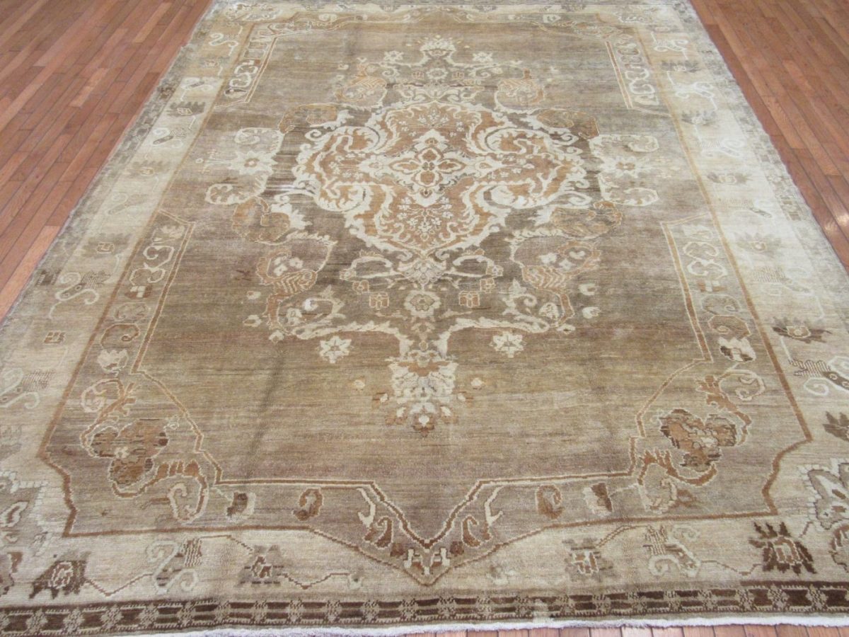 8′ x 10′ Beige Fine Hand-Knotted Turkish Rug – Transitional Wool