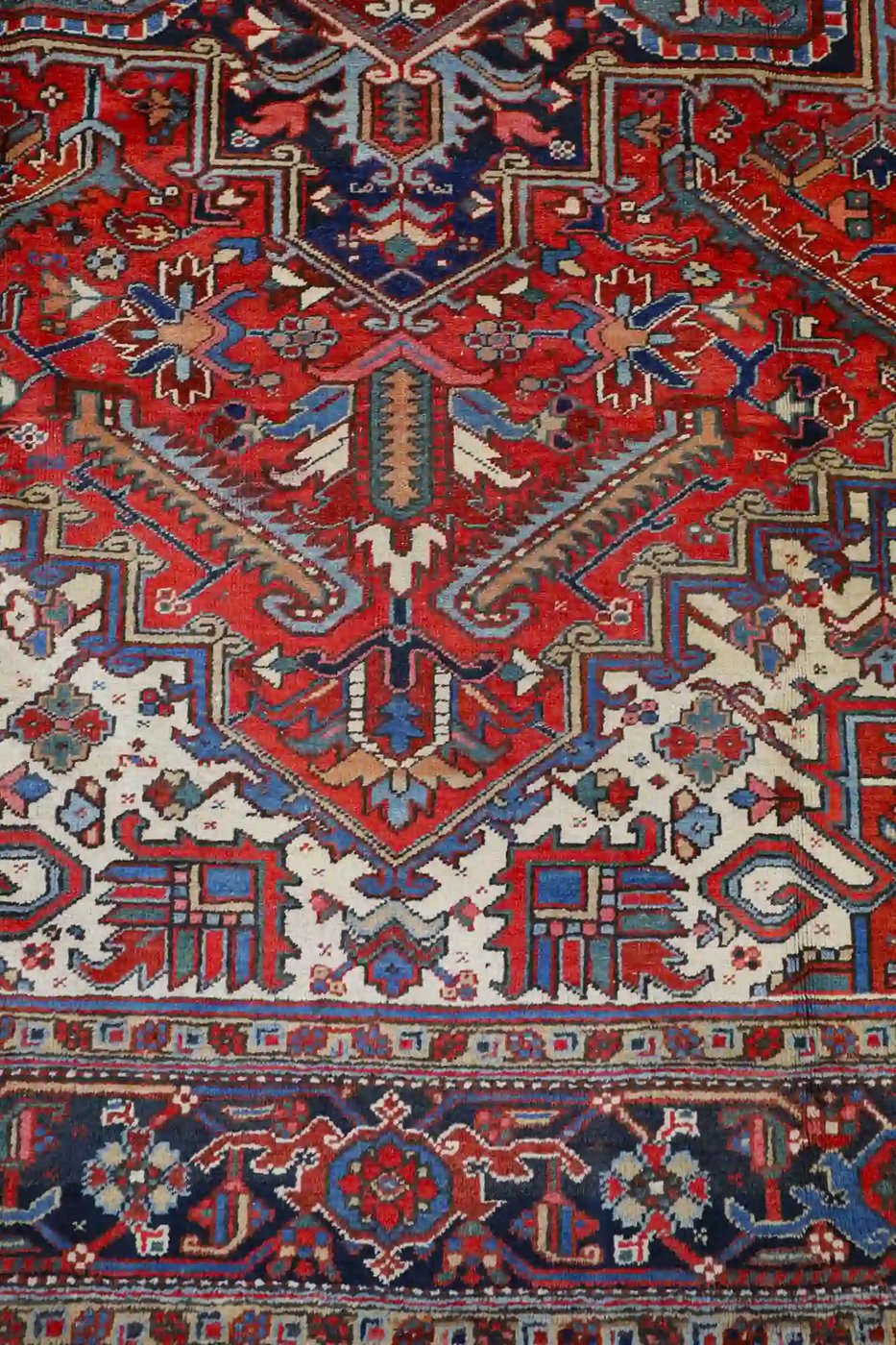 8′ x 11′ Red Fine Hand-Knotted Persian Heriz – Traditional Wool