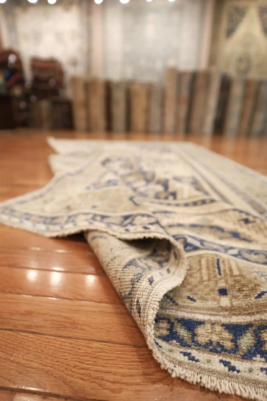 6′ x 10′ Beige Fine Hand-Knotted Turkish Anatolian Rug – Traditional Wool