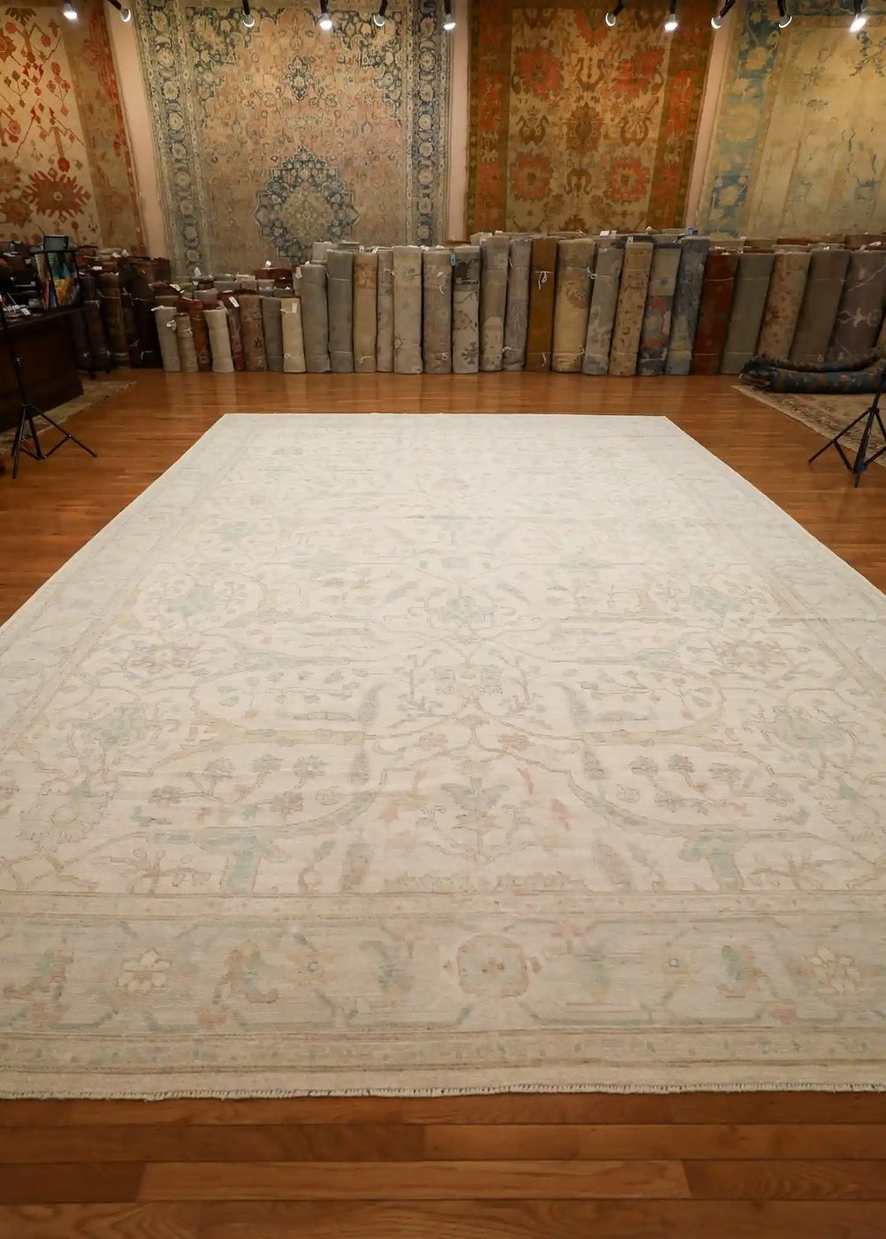 12′ x 18′ Beige Fine Hand-Knotted Pakistan Oushak Rug – Traditional Wool