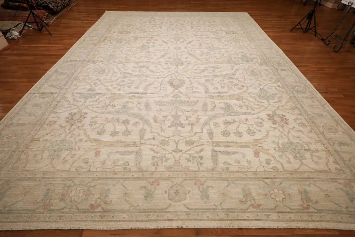 12′ x 18′ Beige Fine Hand-Knotted Pakistan Oushak Rug – Traditional Wool