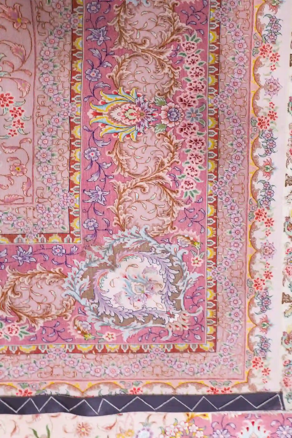 10′ x 14′ Pink Fine Hand-Knotted Persian Tabriz Rug – Traditional Wool & Silk